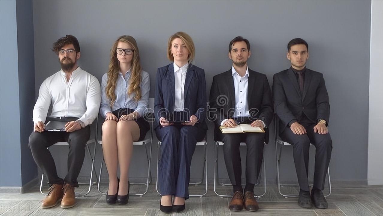 每周工作多长时间才算就业,每周工作几小时以上也算就业