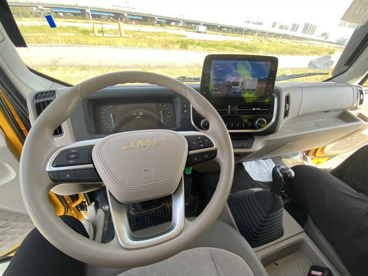 江铃新凯运轻卡最新款,新款江铃凯运宽体试驾