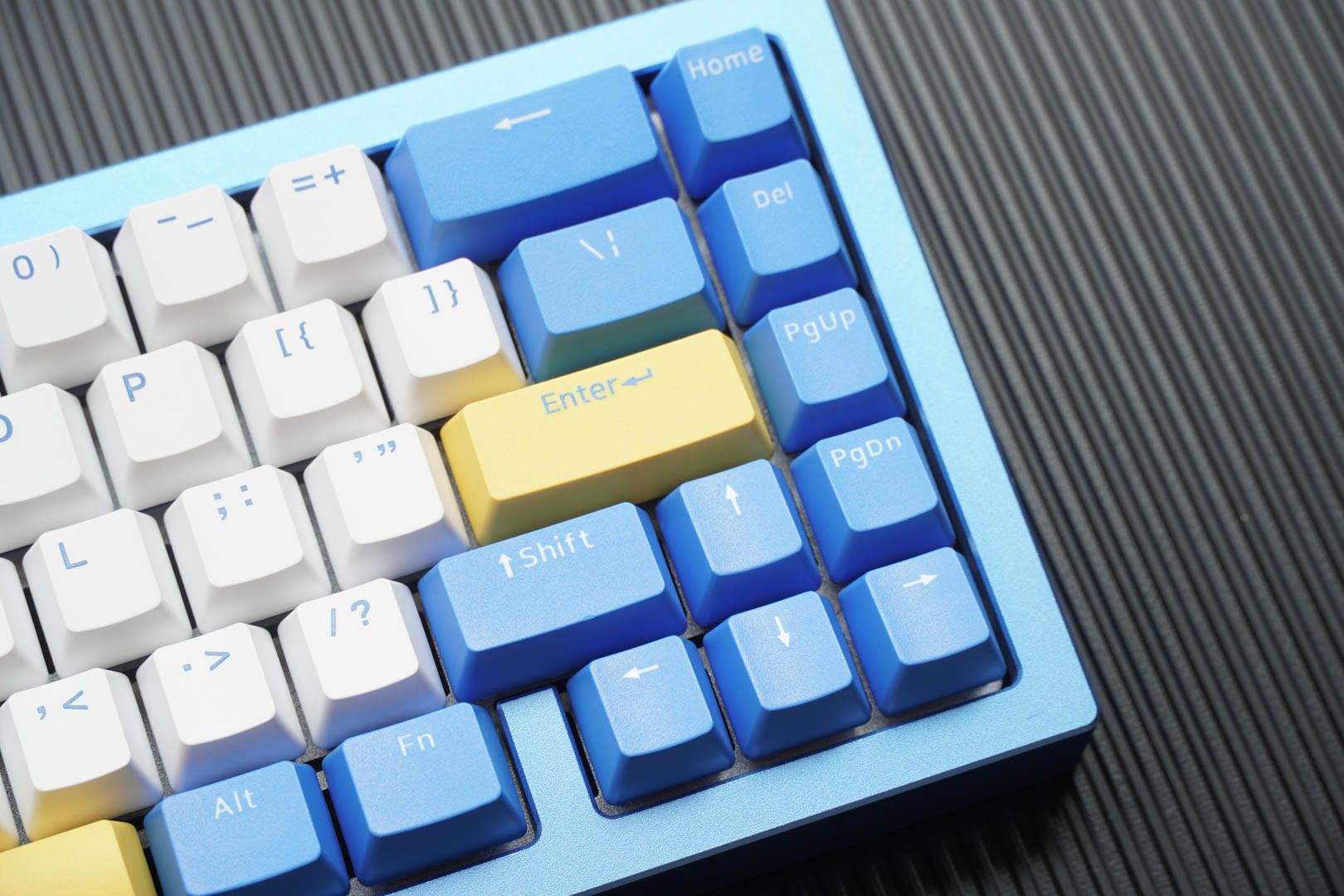 黑爵104机械键盘测评,黑爵哪一款键盘实用性高