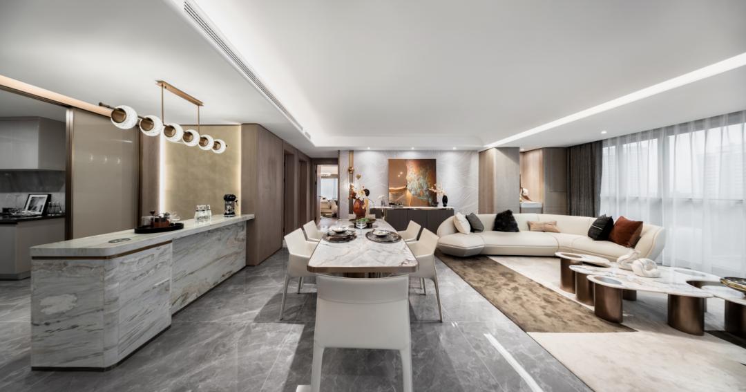 极致大城的重庆生活样本，又更加丰满了