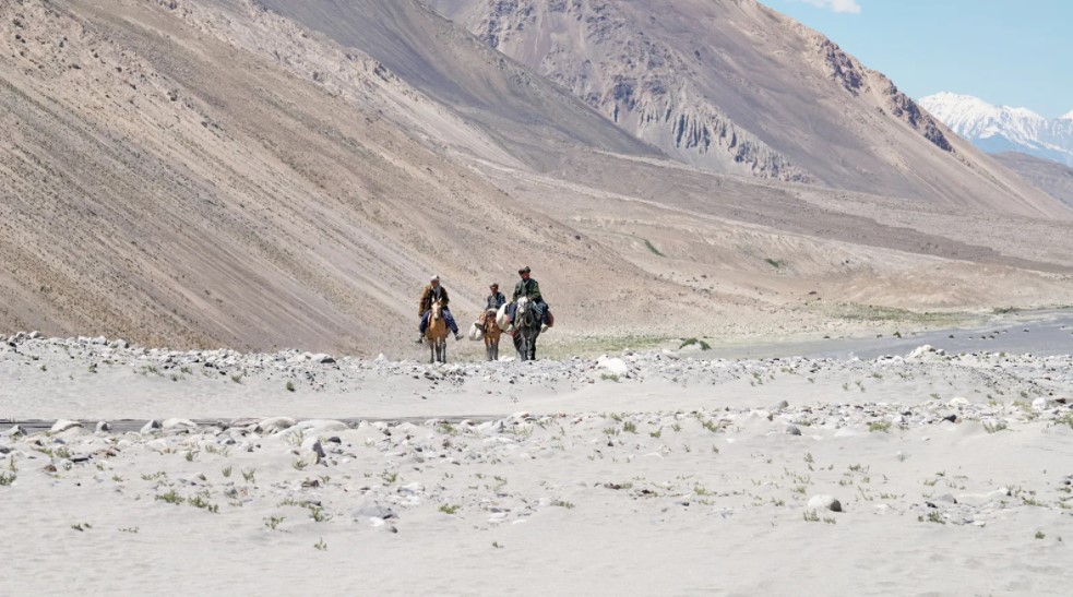 重建瓦罕走廊公路,瓦罕走廊公路