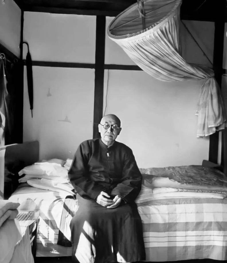 闃庨敗灞卞幓涓栧悗渚嶅崼瀹堝,闃庨敗灞辨櫄骞磋韩杈规湁澶氬皯渚嶅崼