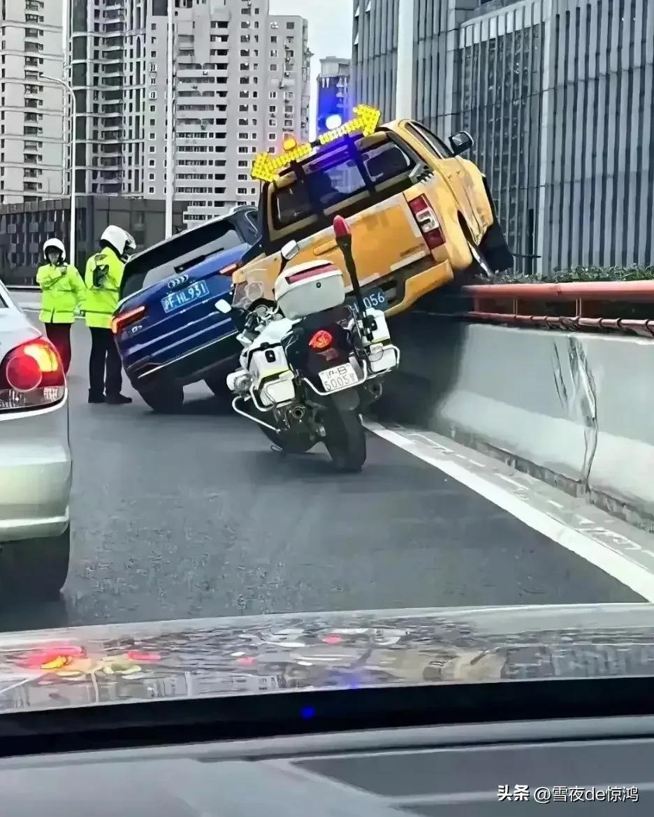 上海高架桥打架事件,上海高架桥斗车事件