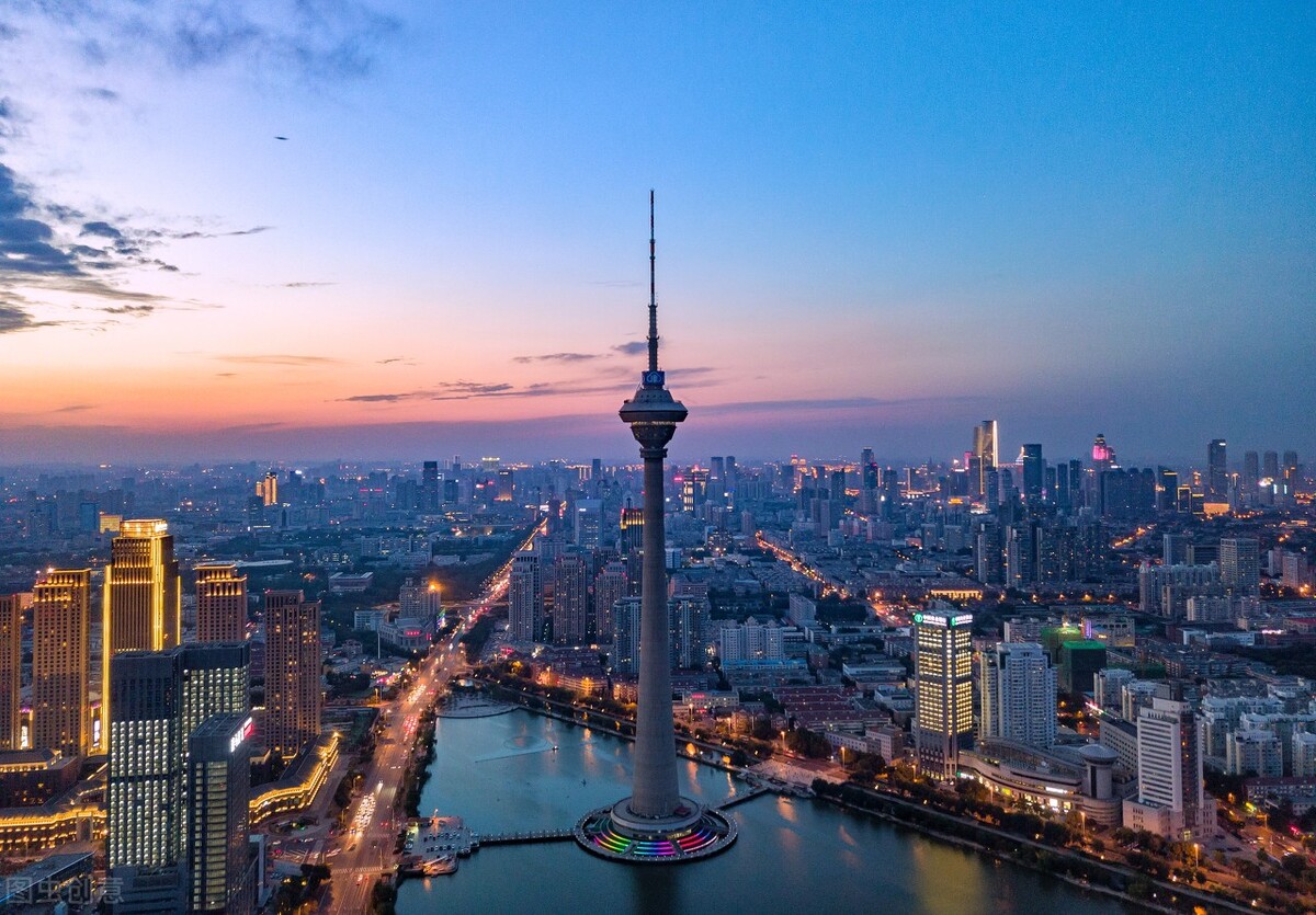 天津天塔风景,天津天塔灯光秀