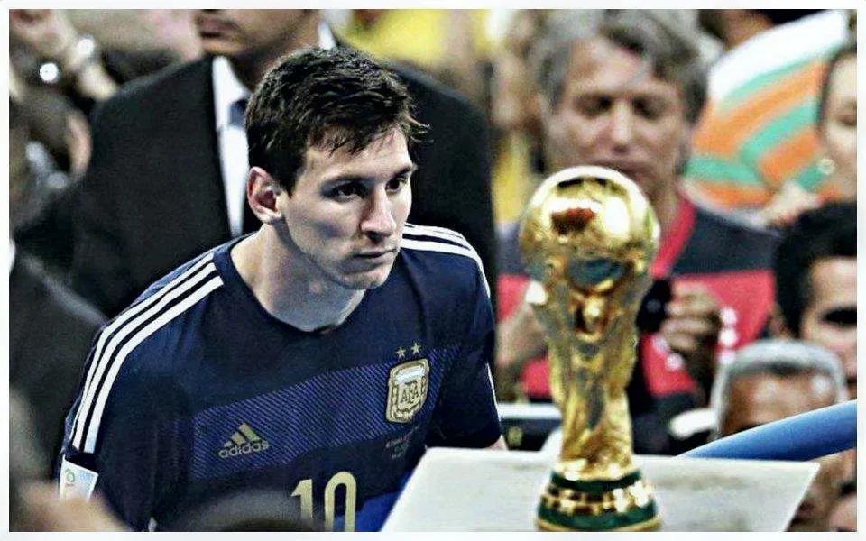 球王梅西和c罗谁更强,梅西阿根廷球王和c罗世界球王