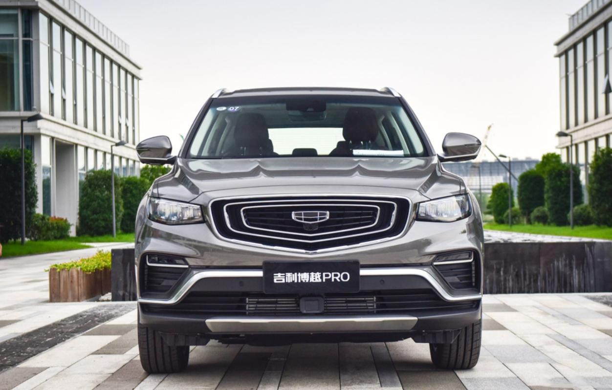 国产“七巨头”销量公布：比亚迪杀疯，长安还是斗不过吉利？