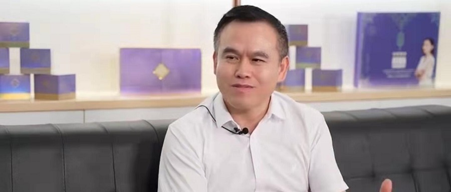 构架爆品“孵化器”，苏厂长携皙玥实现“厂”到“牌”的转变