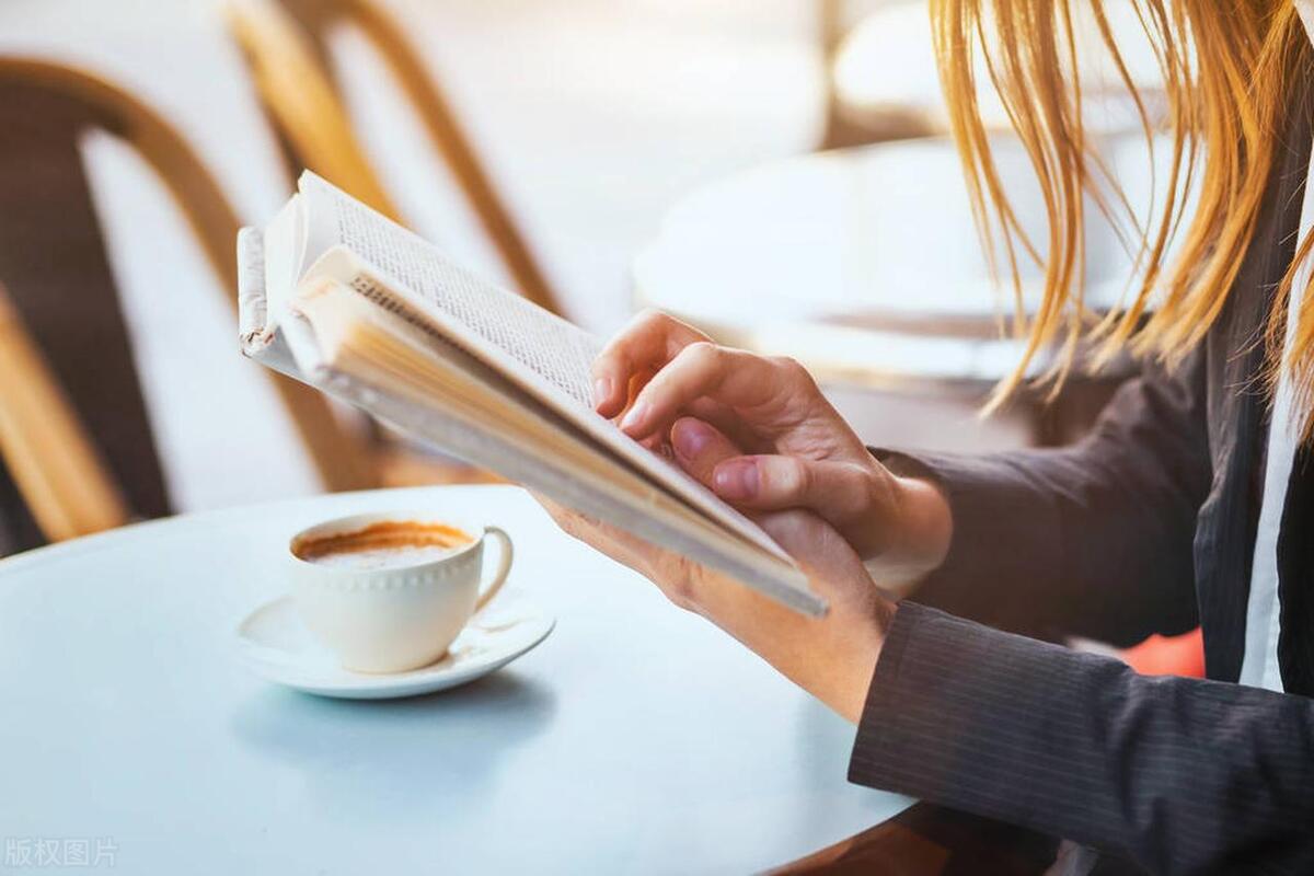 内向的性格怎么融入集体,内向人怎么在职场建立人脉