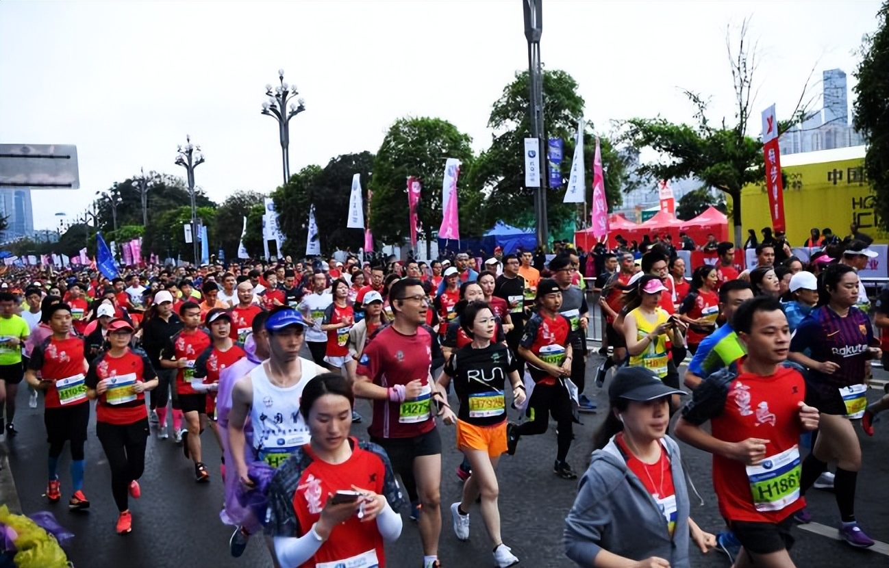 奋斗新征程非凡十年,奋进新时代建功新征程非凡十年