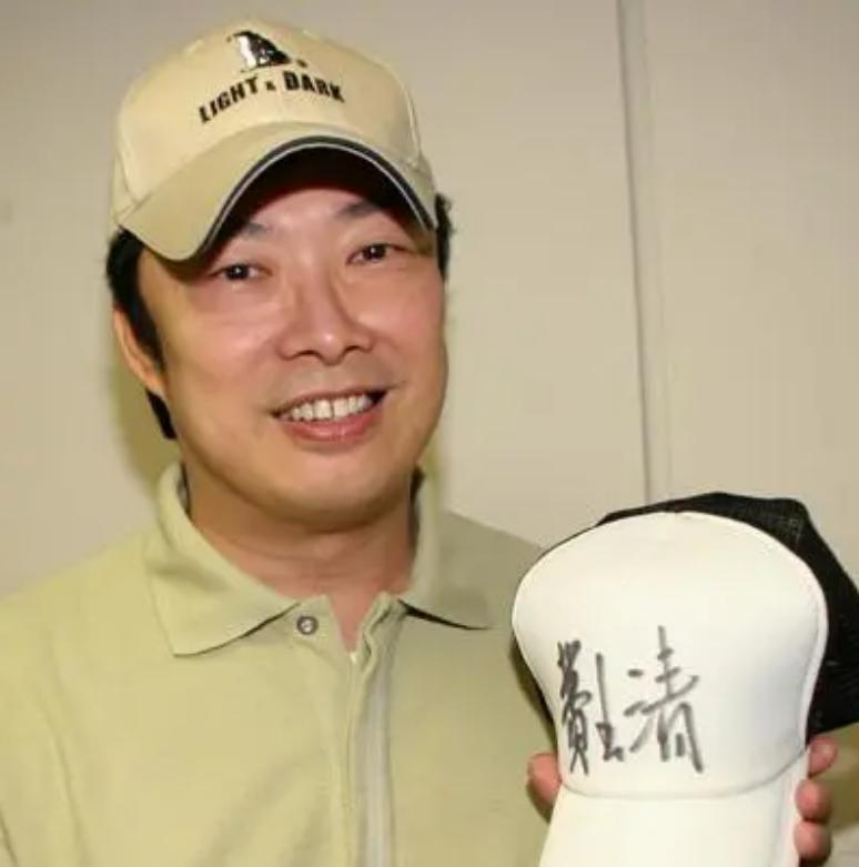 黄安接受采访谈费玉清,黄安辟谣费玉清病危传闻