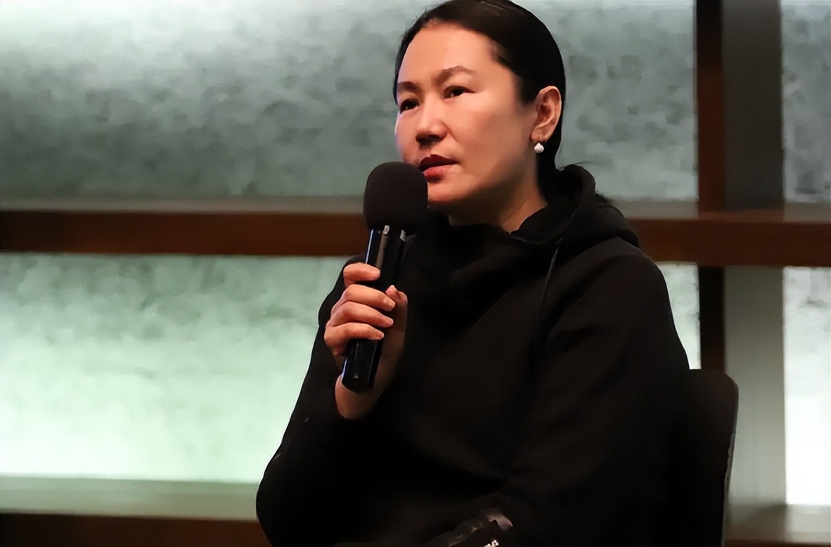 窦唯前妻高原现状,窦唯和自己的摄影师高原