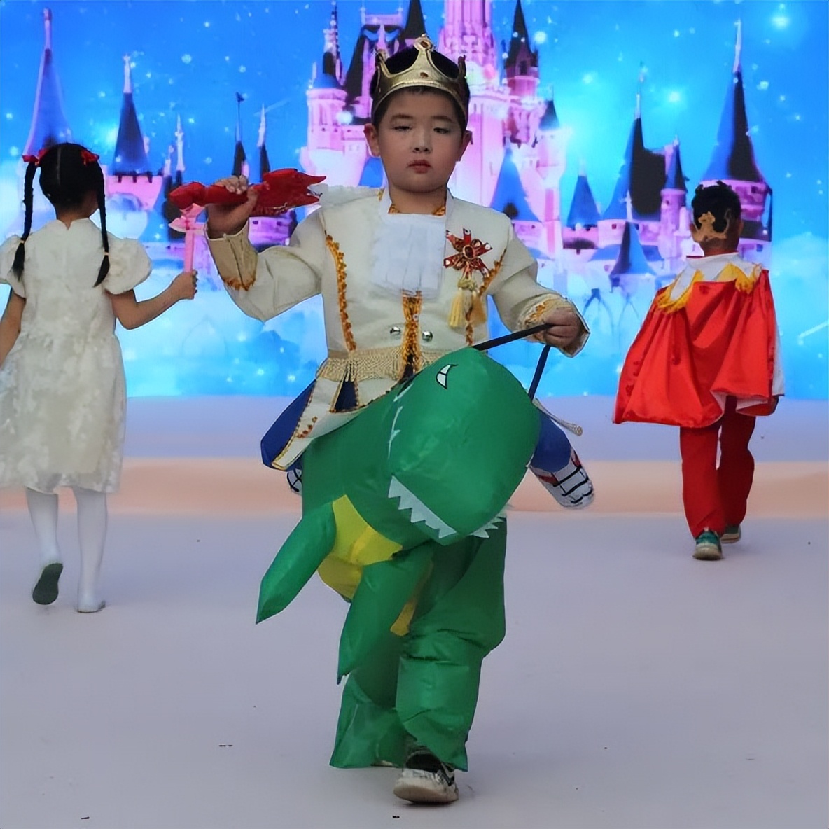 益悦童心幼儿园庆六一精彩表演,清东幼儿园庆六一游园活动