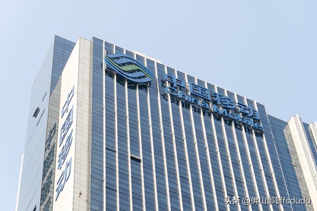 深圳移动宽带免费路由器收费299元,移动可以装电信宽带吗