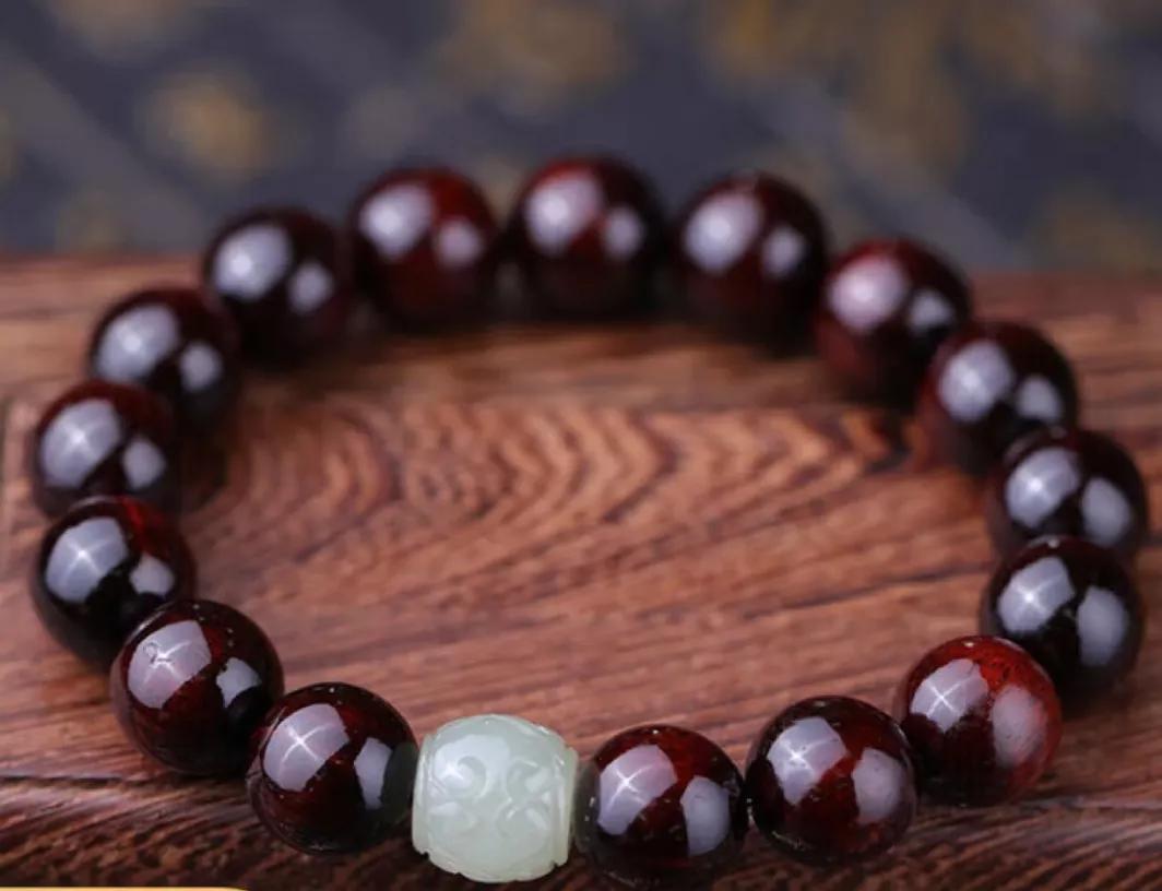 正品小叶紫檀檀木手串多少钱,正宗小叶紫檀手串价格表