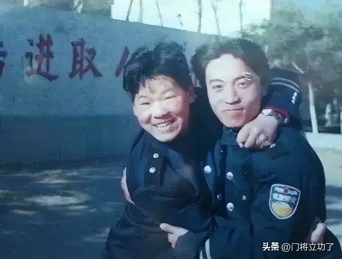 岳云鹏空降德云一队,岳云鹏打工到德云一哥完整版