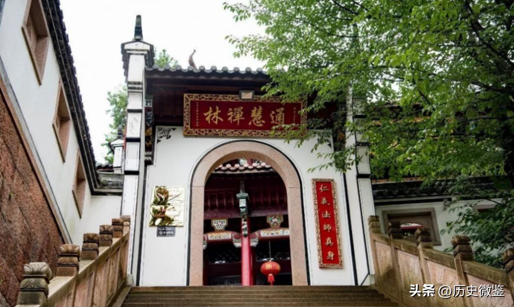 九华山尼姑被害,九华山尼姑死后坐缸三年