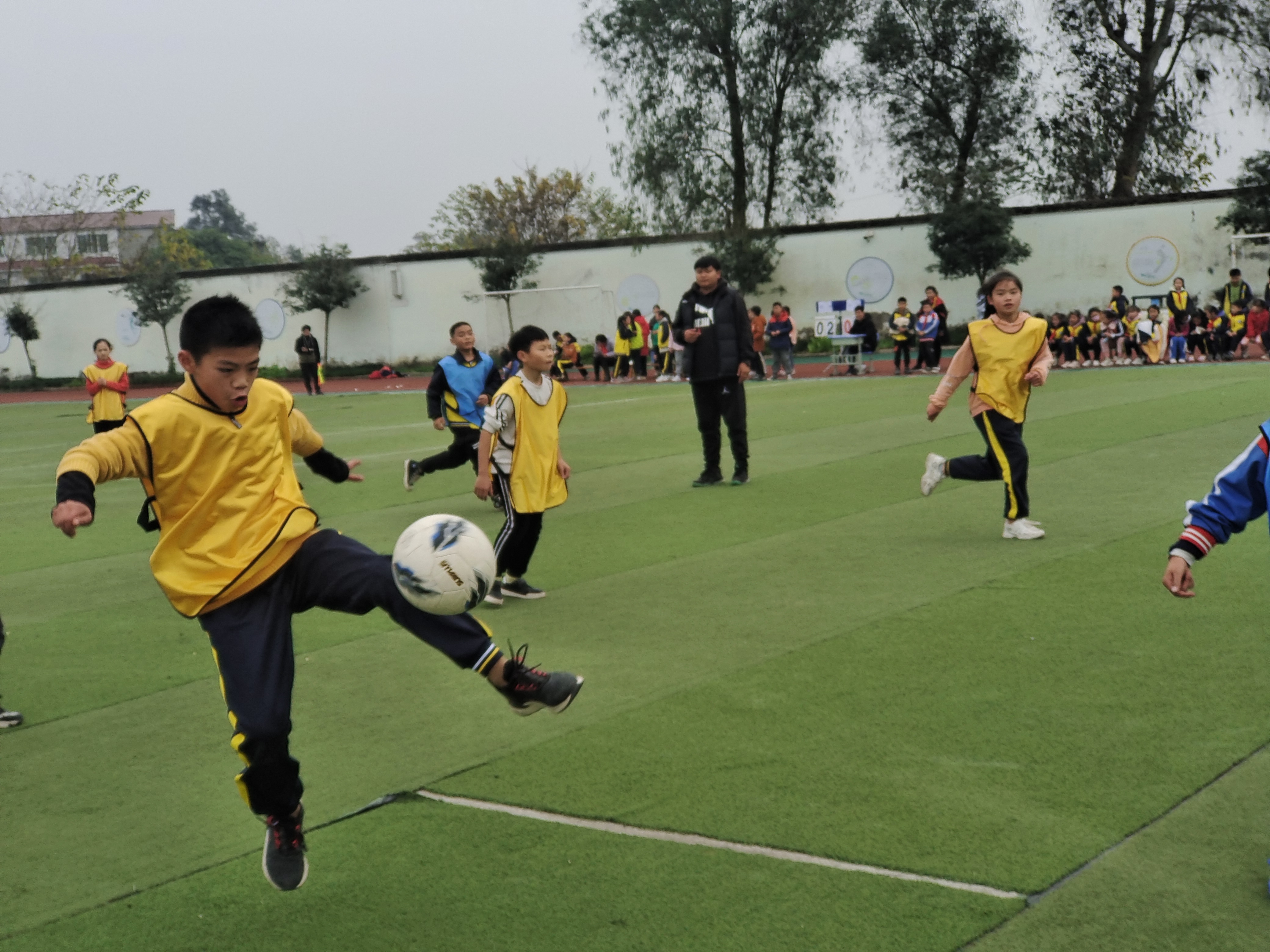 简阳市平泉小学2019足球队成员,简阳明德小学足球比赛