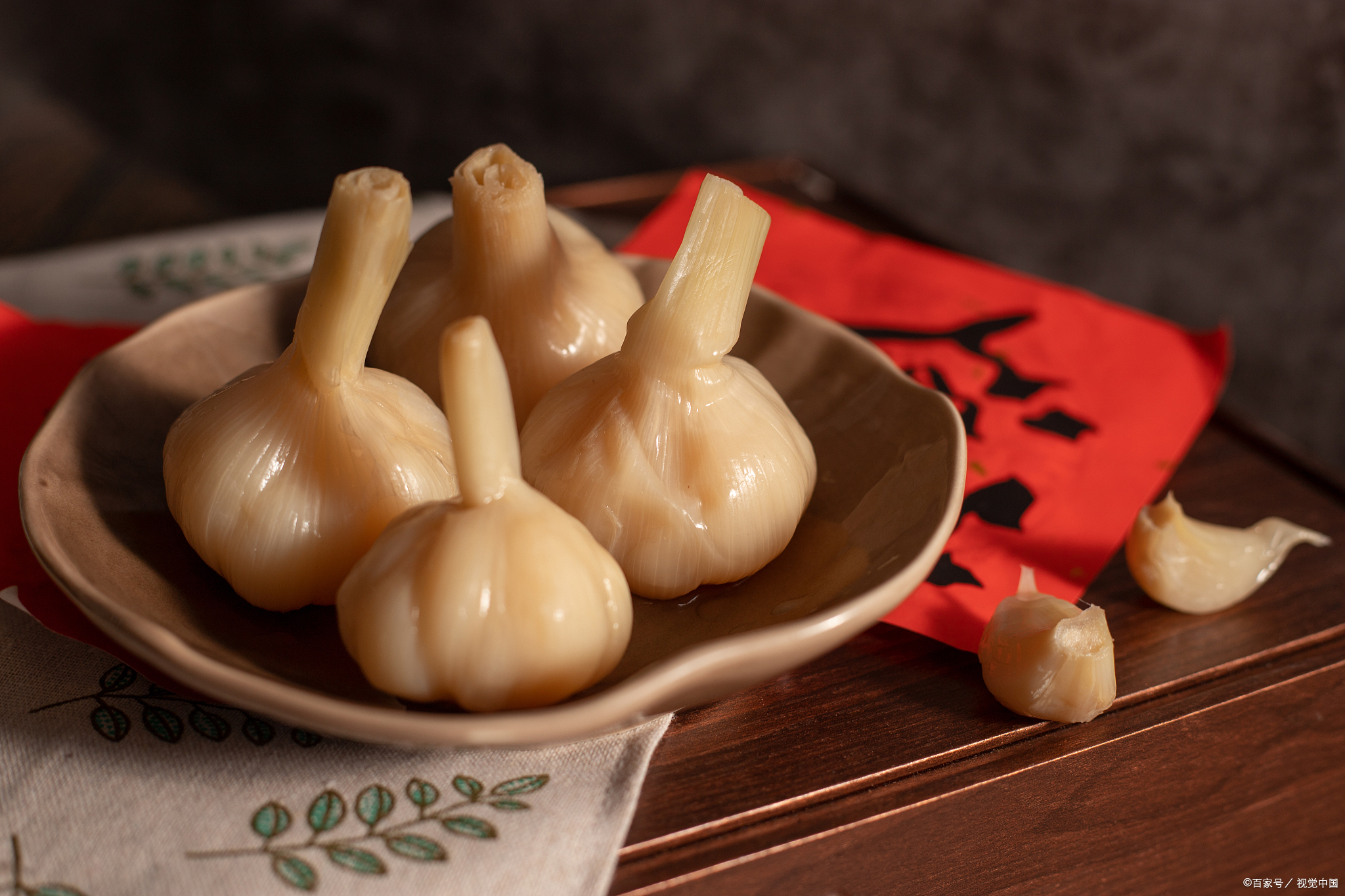 糖醋大蒜头的腌制多少天才能吃,保山腌大蒜头的糖醋腌制方法