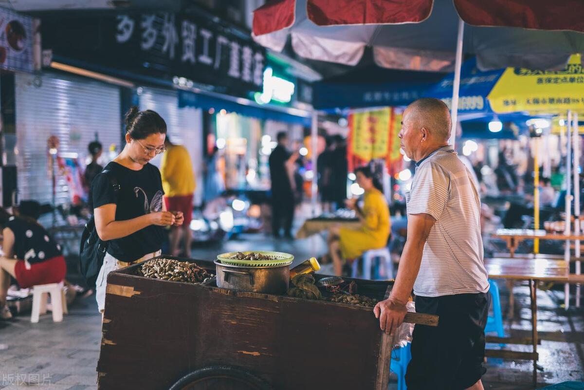 大学生出来做兼职合法吗,大学生去摆摊丢人吗