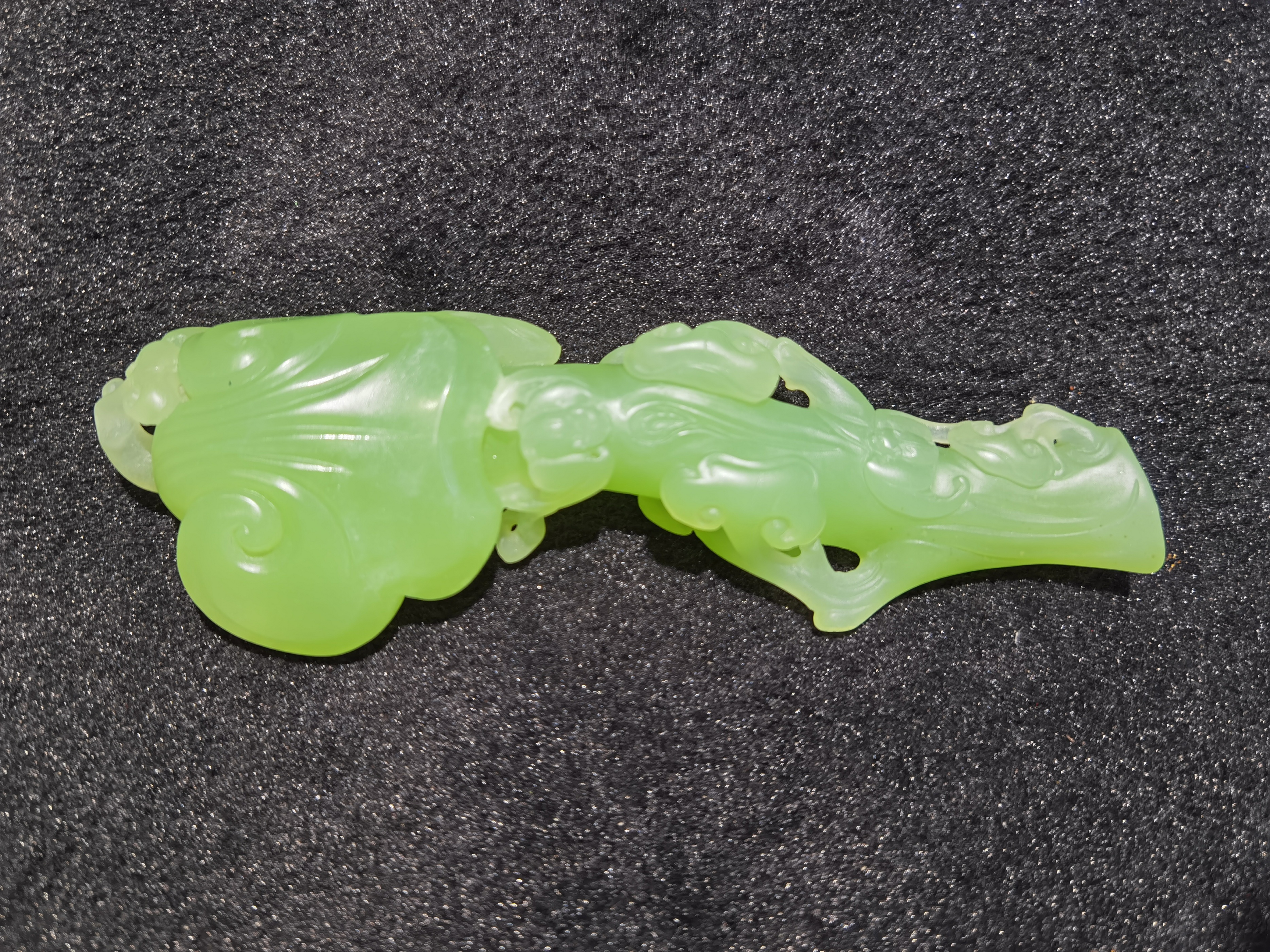 玉石吊坠鉴定好坏,新疆玉石鉴别好坏