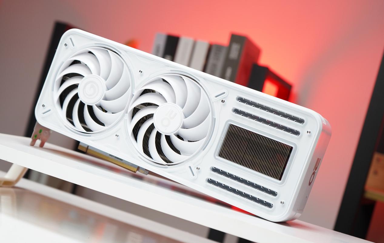 rtx4090显卡影驰,影驰20周年4090碳纤维