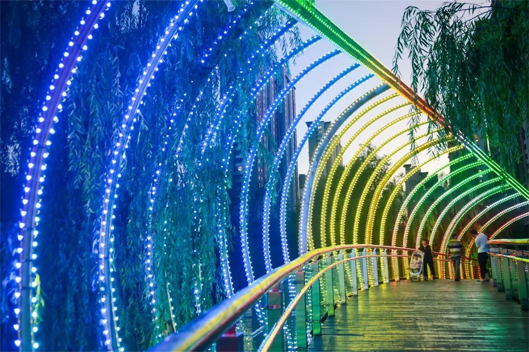 娴庡崡瀹濊棌鏅尯,娴庡崡瀹濊棌鍦版柟