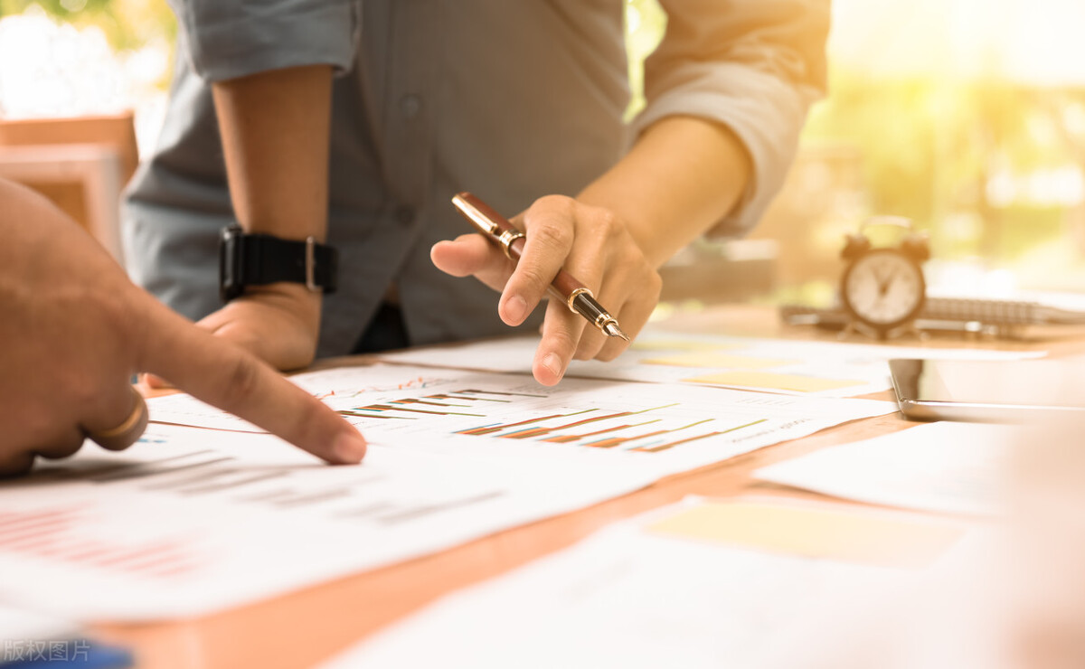 2022年终总结结尾文案,个人年终总结文案短句干净