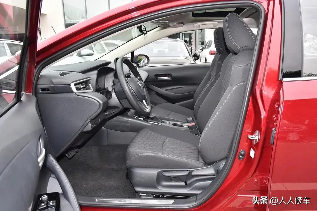 丰田亚洲狮2.0双擎试驾,丰田亚洲狮2.0L自动豪华版