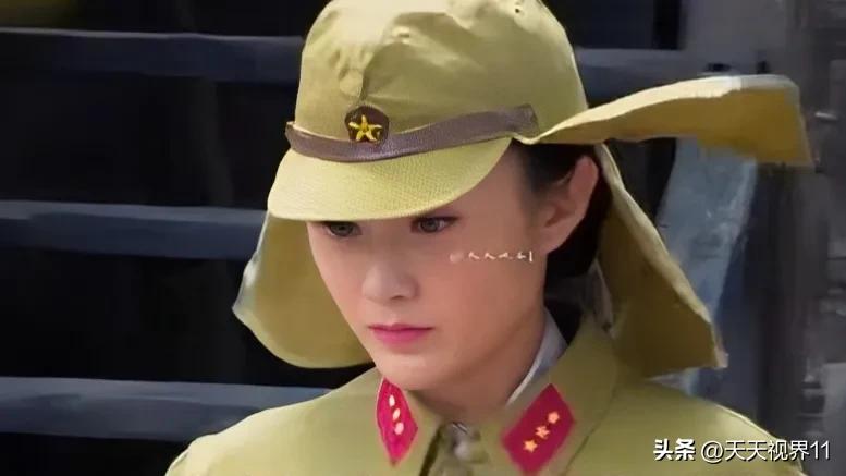 女特工用计谋干掉日本鬼子,女八路伪装鬼子闯日军使馆救人