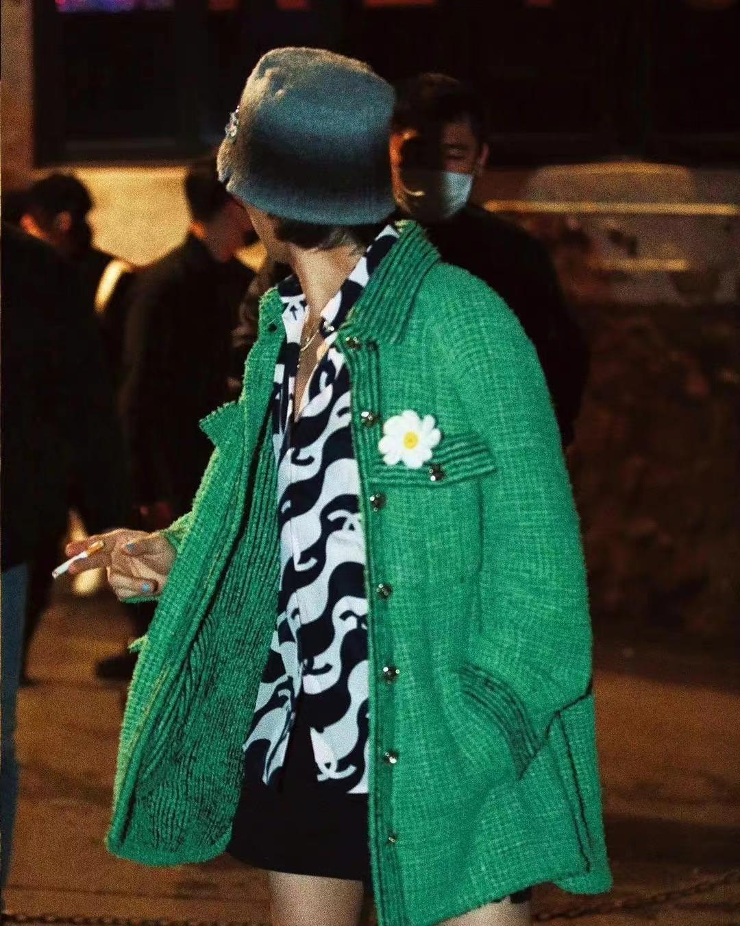 曾让杜海涛下跪的韩星又出辣眼造型！胡子拉碴，牙上还镶两颗彩钻