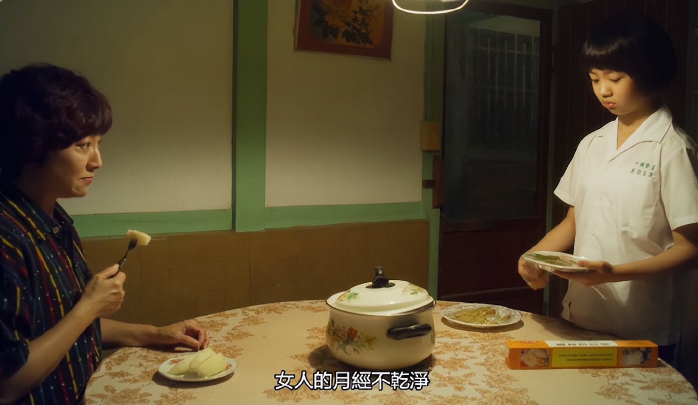 高铁应不应该售卖卫生巾,高铁售卖卫生巾的建议