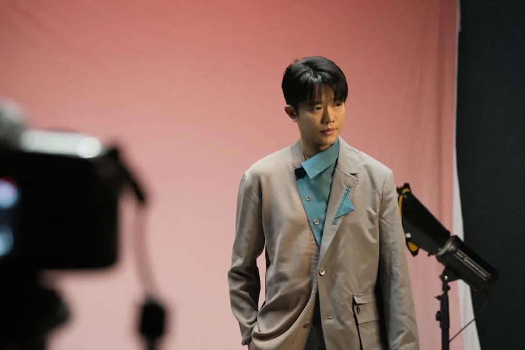 凤凰传奇这几年唱火的歌,凤凰传奇唱的歌到底有多好