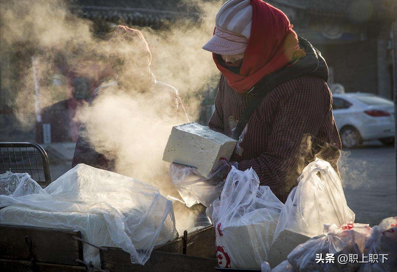 湖南邵阳夫妇在乡场镇给老人拍照月入过万，农村创业有五个风口