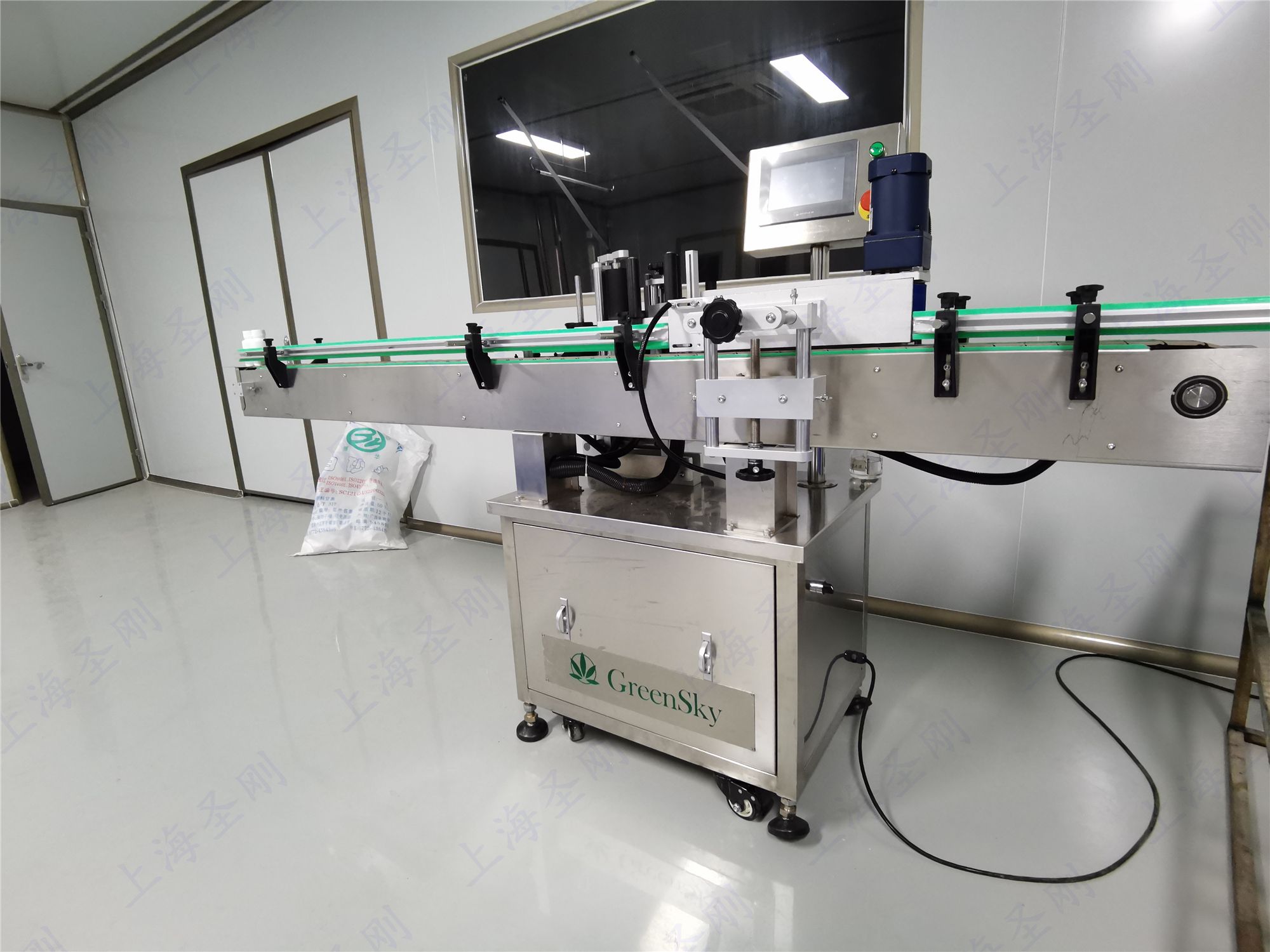 口服液灌装压盖,口服液灌装轧盖机注意事项