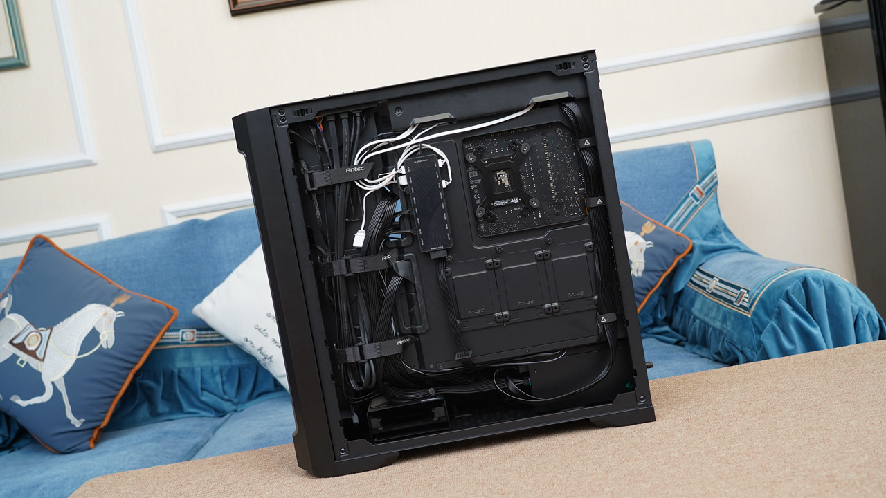 安钛克机箱performance,安钛克performance1水冷装在哪