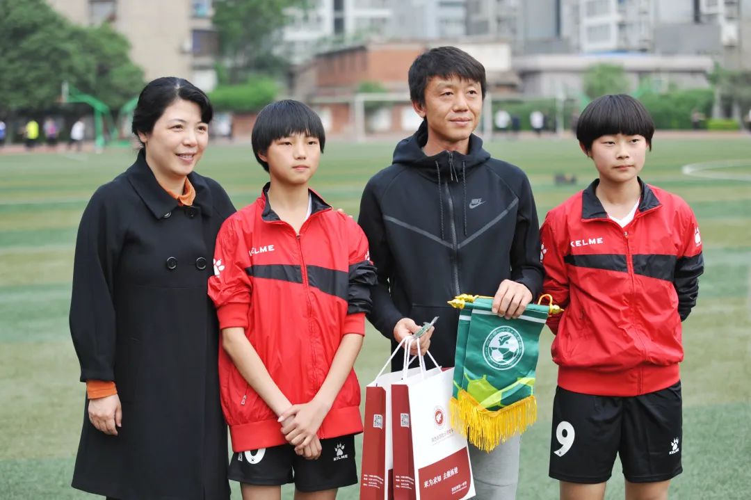 中国女足号称铿锵玫瑰,中国女足发源地