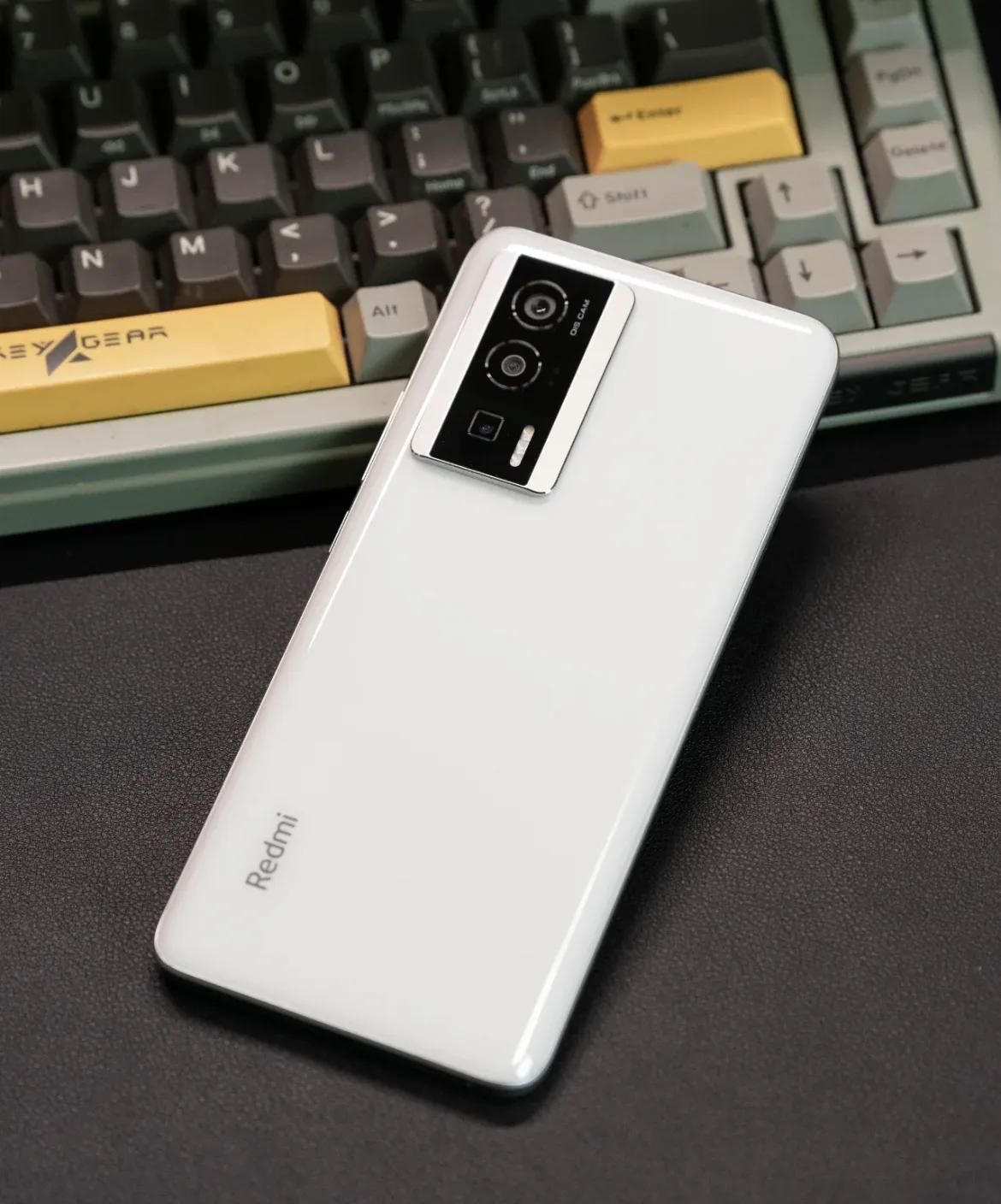 能让你五年不用买手机的四款手机,现在买手机推荐哪种性价比手机