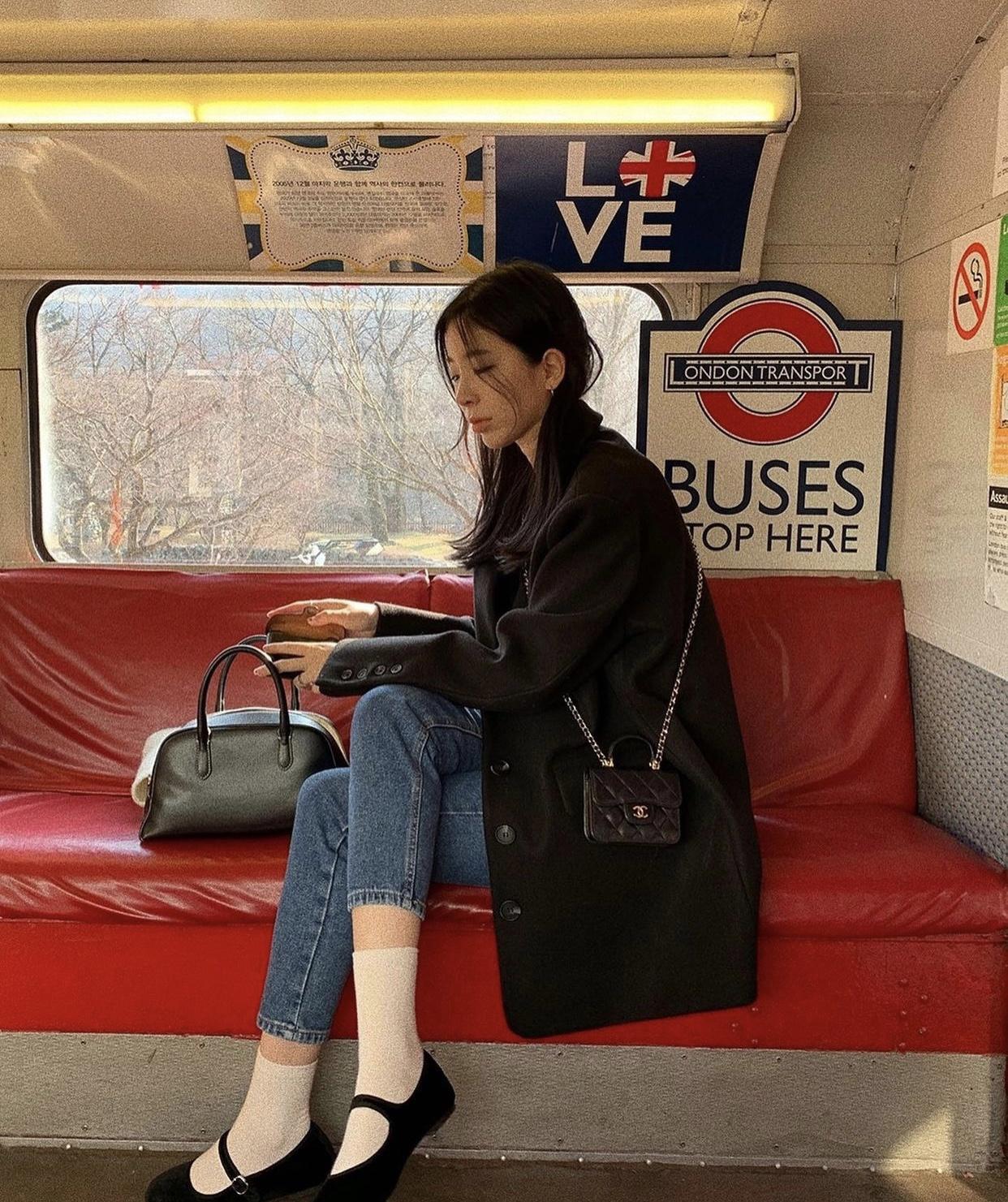 今年流行鞋子,冬天穿什么鞋保暖又好看女生