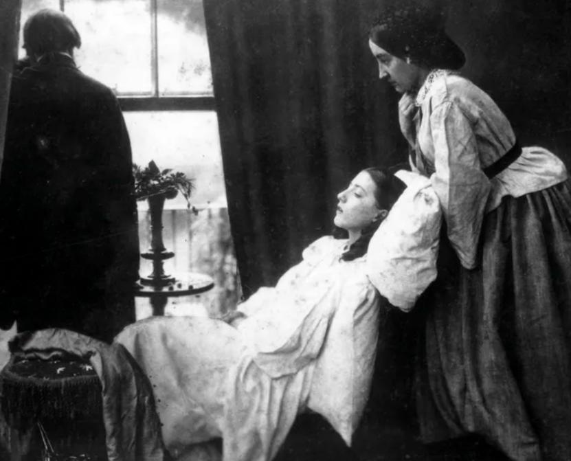 绦虫药丸：女性身材焦虑的都市传说