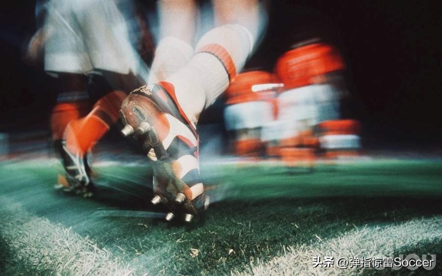 阿迪达斯猎鹰4足球鞋测评,阿迪达斯2024款猎鹰足球鞋测评