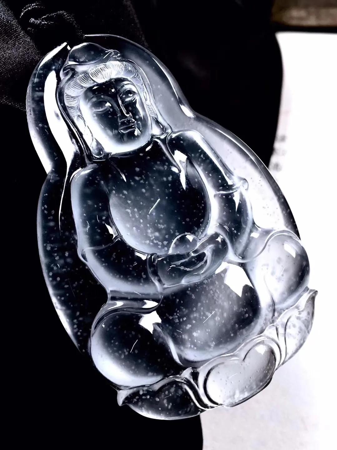 如何判定翡翠品种的好坏,翡翠缺陷