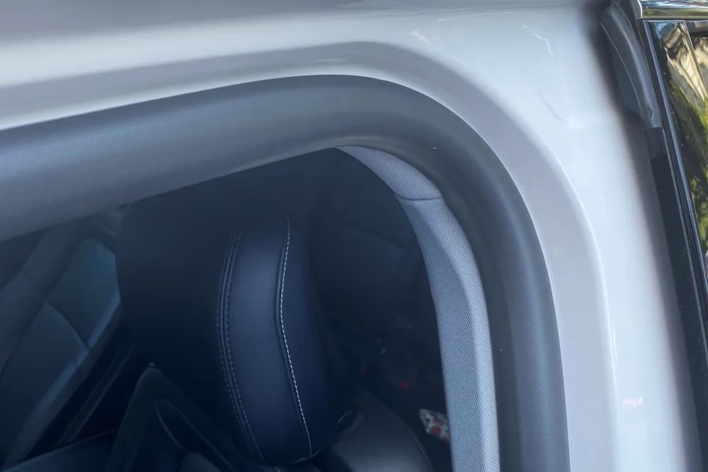 汽车每天在太阳下暴晒有什么危害,汽车暴晒后怎么快速降温