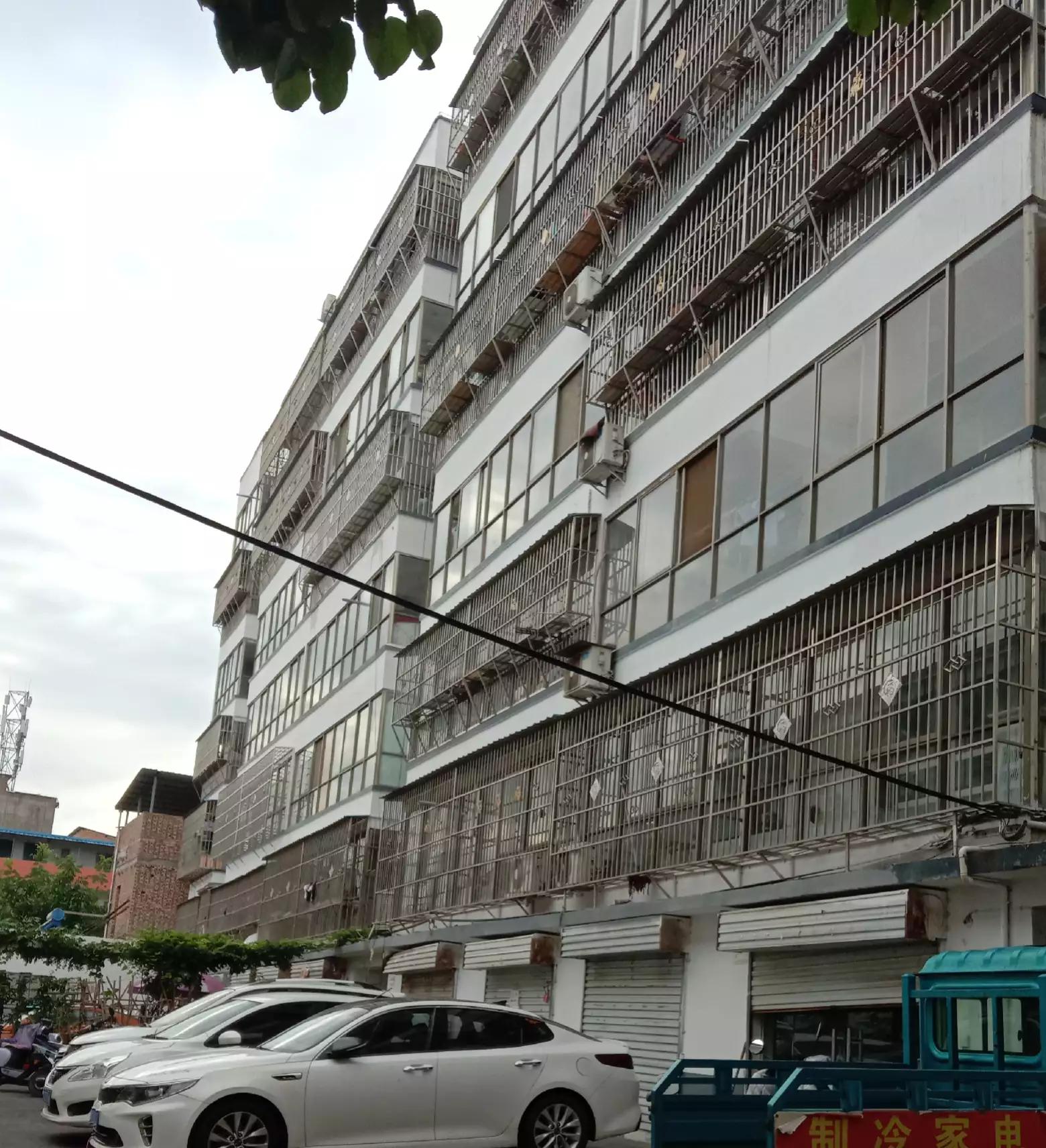 女人一定要管住自己的肚子,女人一定要管住自己