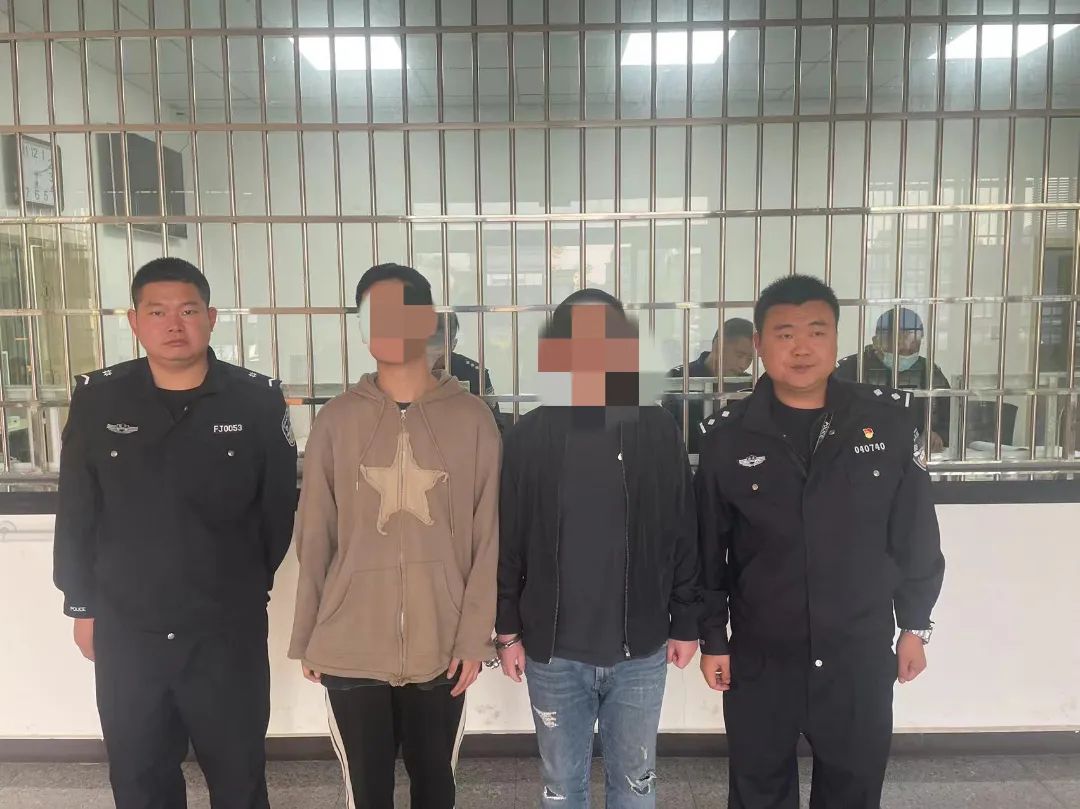 内鬼偷偷开副卡，抓！