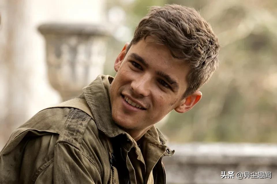 沉睡魔咒的王子其实是澳洲的阳光小鲜肉!他曾演出加勒比海盗