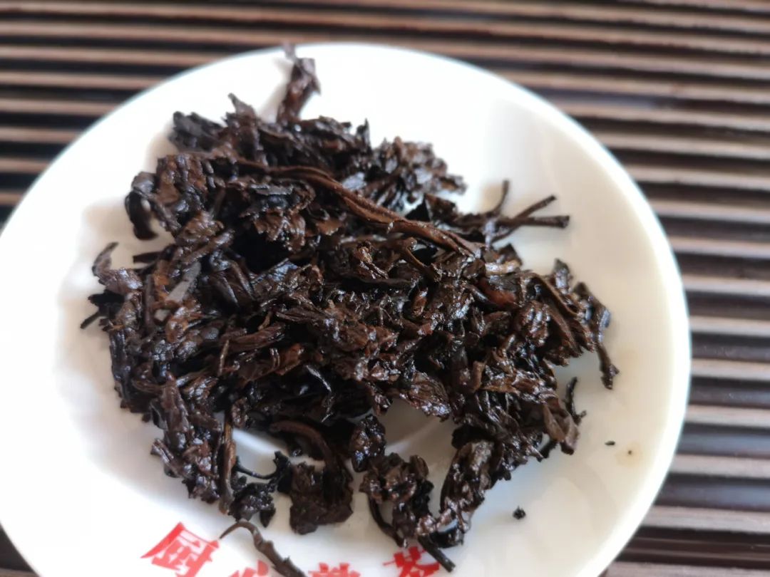 乌金醇品牌白茶怎么样,开汤审评各种茶叶的品质