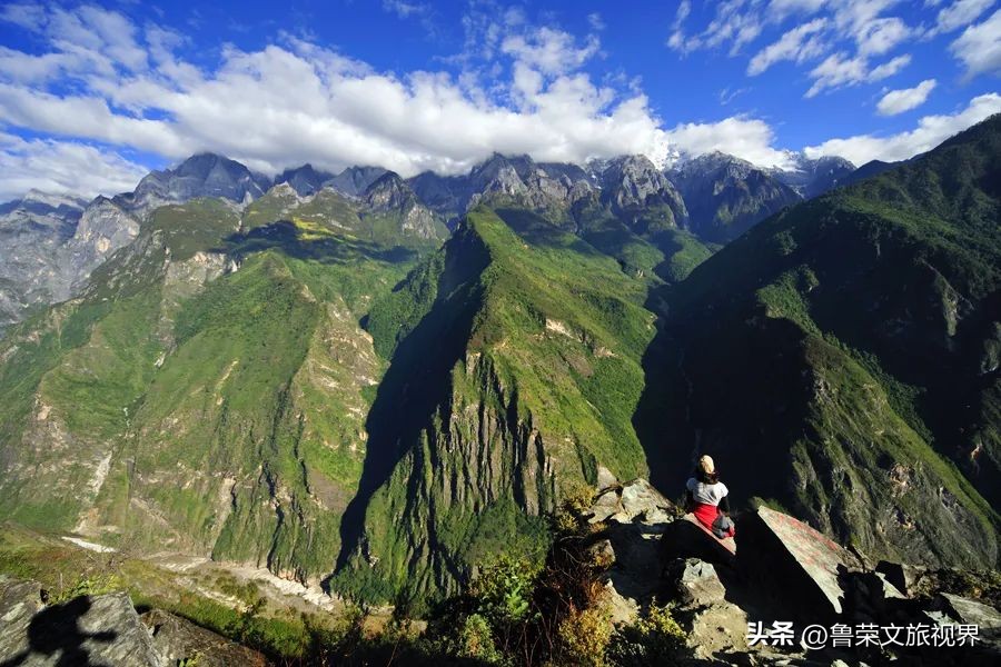 世界经典徒步线路,世界经典徒步线路虎跳峡