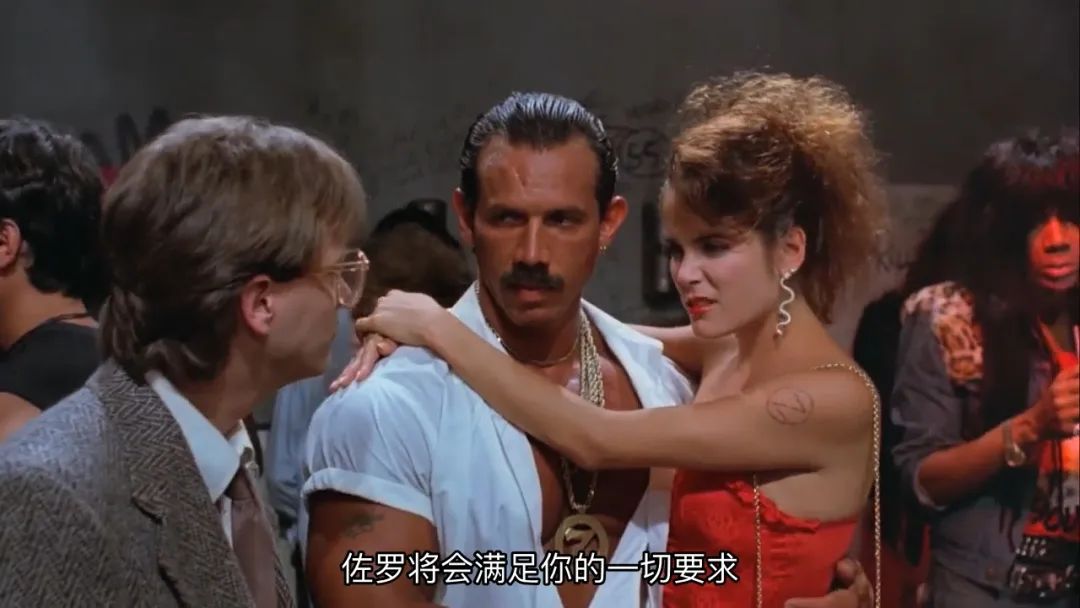 一部连海报都要打马赛克的电影,连海报都要打马赛克