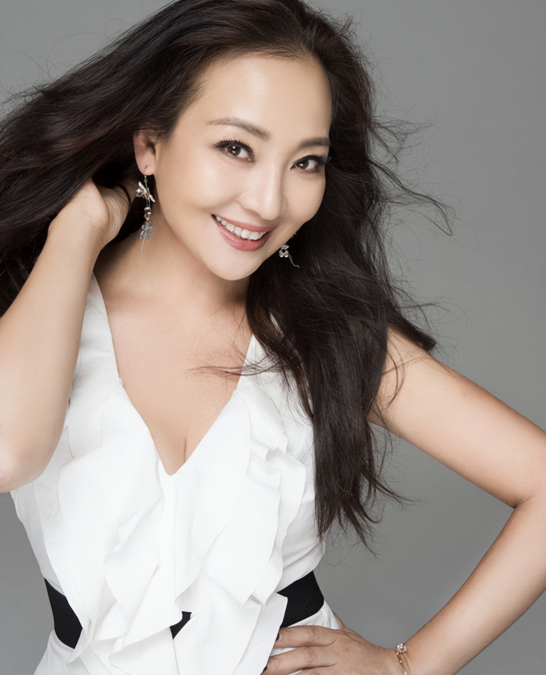 马羚演员前夫是谁,演员马羚定居哪里了