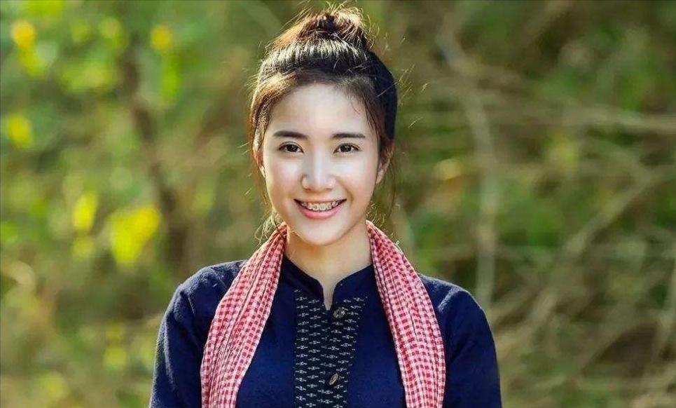 老挝有多少经商的中国人,老挝有10万湖南老乡吗